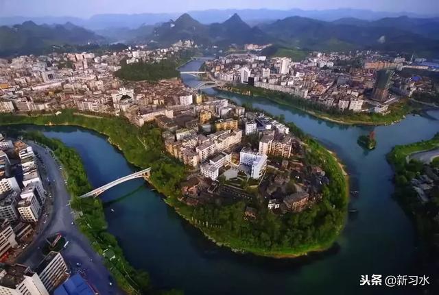 銅仁市中心房?jī)r(jià)最新動(dòng)態(tài)，學(xué)習(xí)、變化與自信的力量塑造未來居住價(jià)值