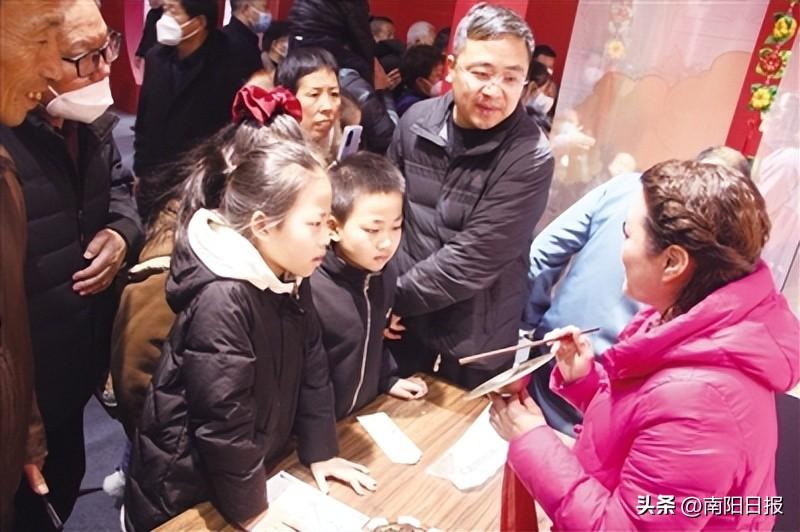 南陽(yáng)光彩國(guó)際最新房?jī)r(jià)及自然美景探索，內(nèi)心平靜的尋覓之旅