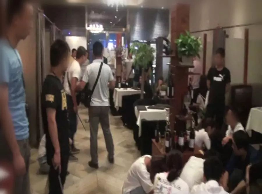 石家莊酒托最新動態(tài)，學習變化，自信閃耀的青春風采